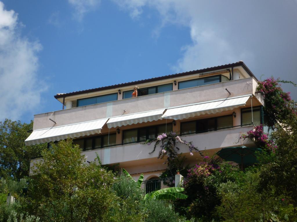 Villa Panthea Capo Vaticano Zimmer foto